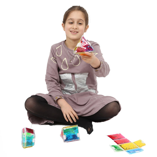 Girl playing with the Busy Fingers 3D Foldables™