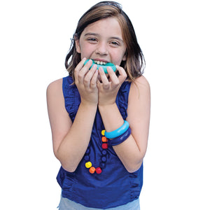Girl using the Bangles Chewy Bracelet - Set of 3