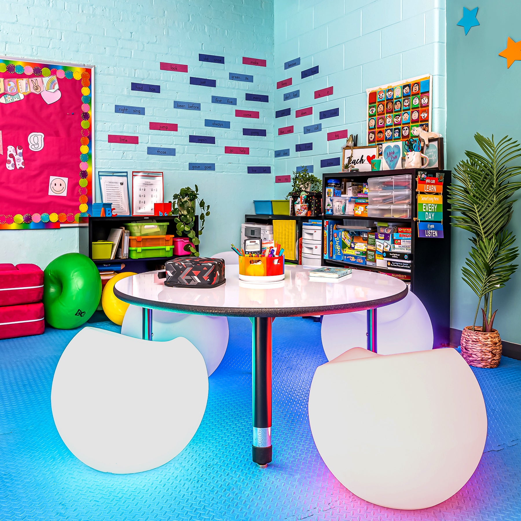 LimeLite LED Chair