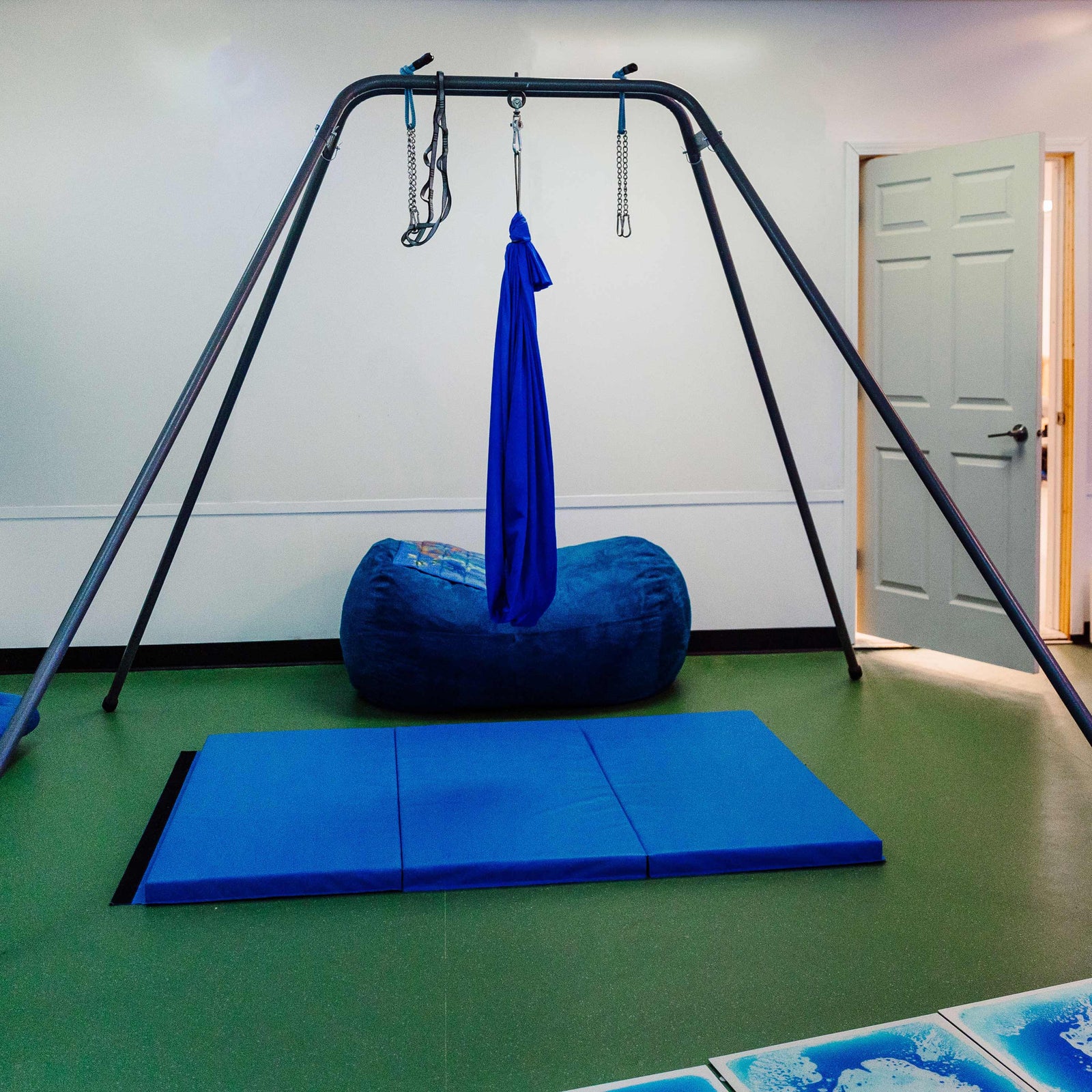 Homestand Portable Swing Frames