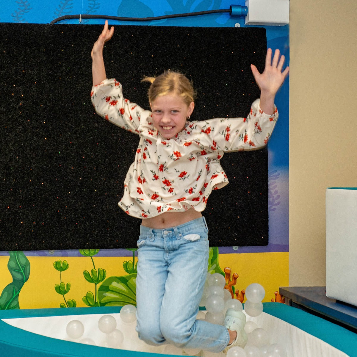 SensaSoft™ Vibroacoustic Corner Ball Pit