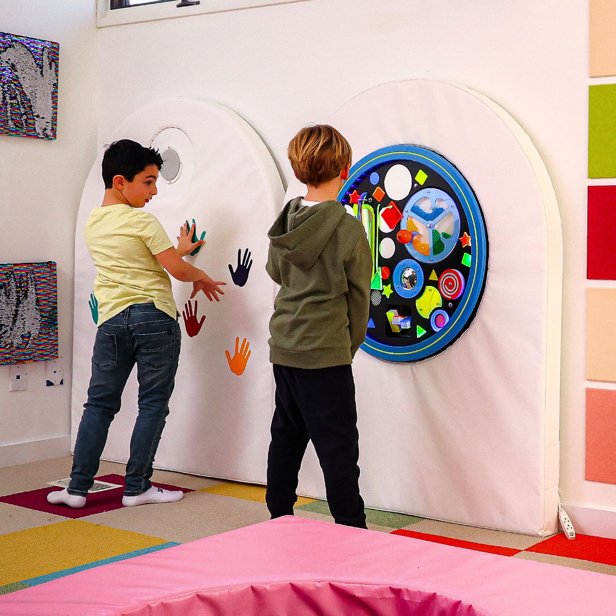 Round UV Musical Tactile Wall Panel with SensaSoft™ Panel and Platform