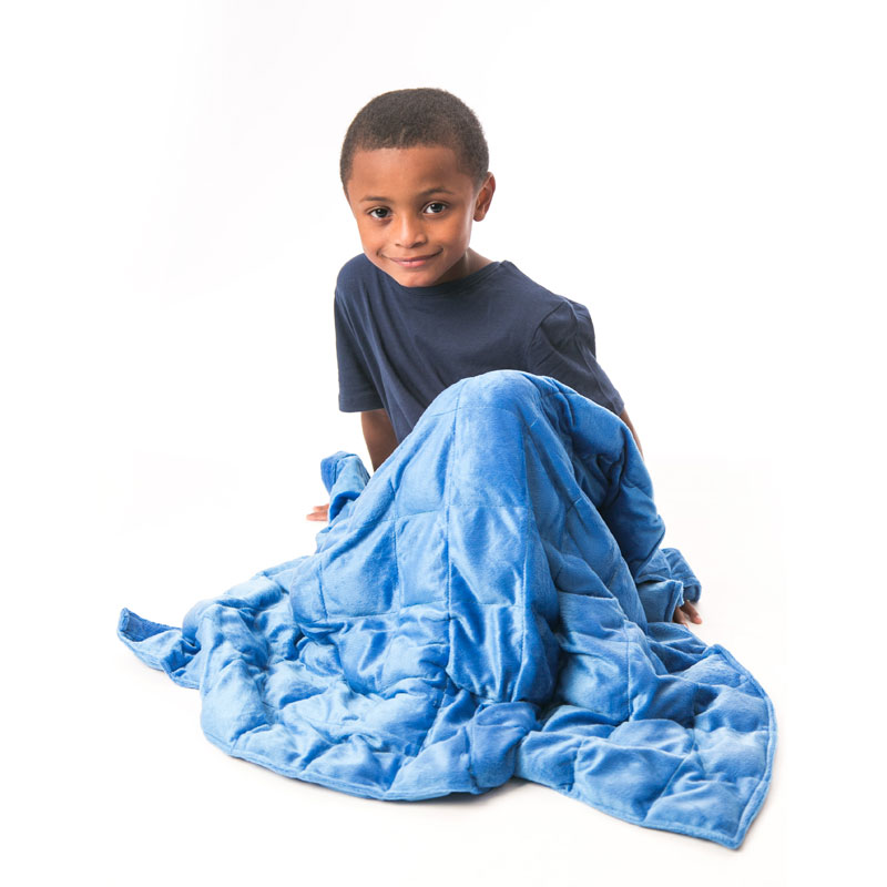 CF6443_soft_plush_weighted_blanket_active-_4_